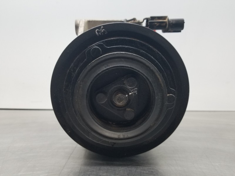 Recambio de compresor aire acondicionado para hyundai tucson klass referencia OEM IAM 97701N7000  