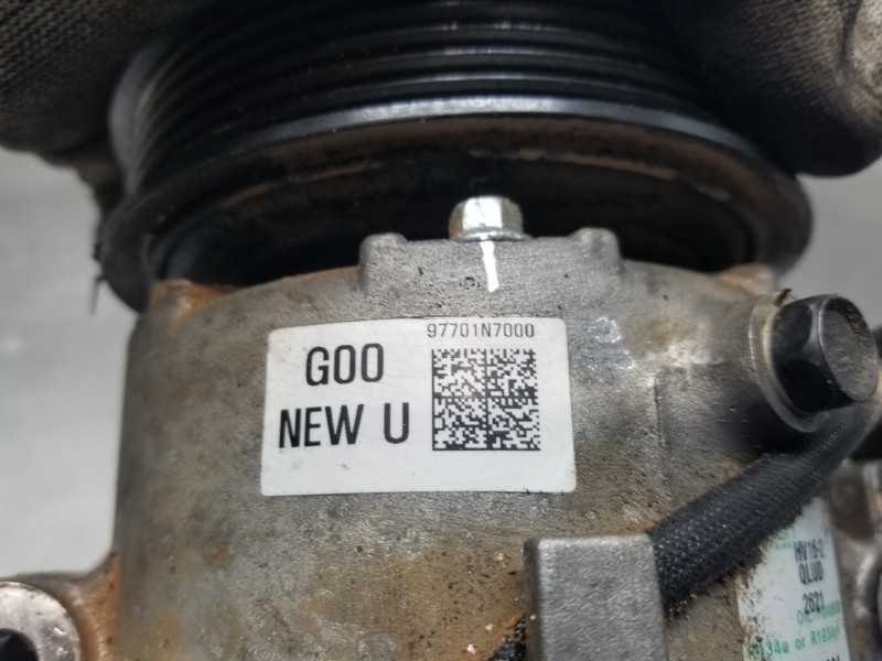 Recambio de compresor aire acondicionado para hyundai tucson klass referencia OEM IAM 97701N7000  