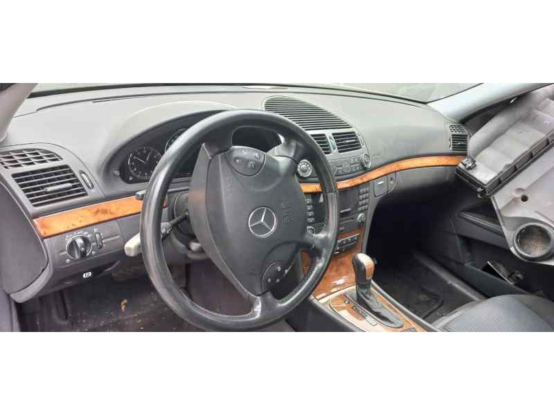 mercedes clase e (w211) berlina del año 2006