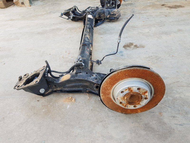 Recambio de puente trasero para peugeot rifter active pack referencia OEM IAM 9822650980  