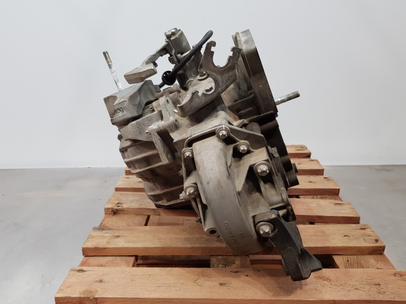 Recambio de caja cambios para fiat bravo (198) sport referencia OEM IAM 55564408 55563397 55193620