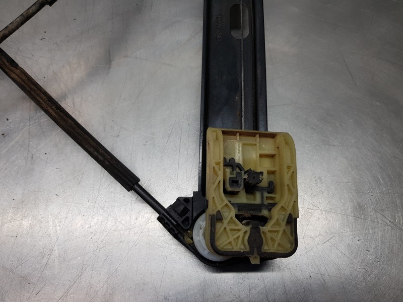 Recambio de elevalunas delantero derecho para seat ibiza (kj1) style referencia OEM IAM 2Q1959406E 6F0837462D  Recambio de elevalunas delantero derecho para seat ibiza (kj1) style referencia OEM IAM 2Q1959406E 6F0837462D