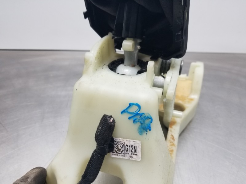 Recambio de palanca cambio para hyundai tucson klass referencia OEM IAM 43700N7120NNB  