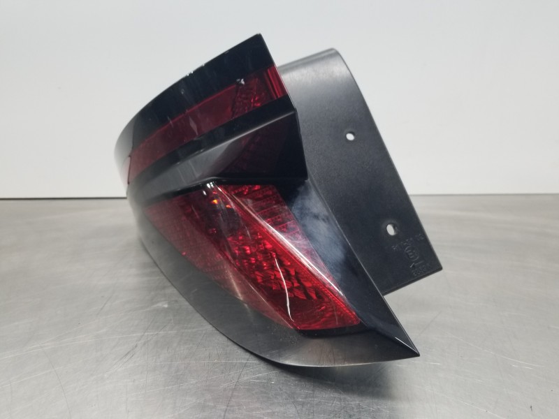 Recambio de piloto trasero izquierdo para hyundai tucson klass referencia OEM IAM 92401N7000  