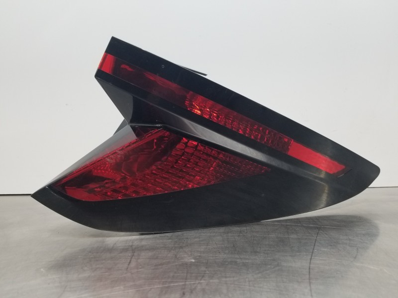 Recambio de piloto trasero derecho para hyundai tucson klass referencia OEM IAM 92402N7000  