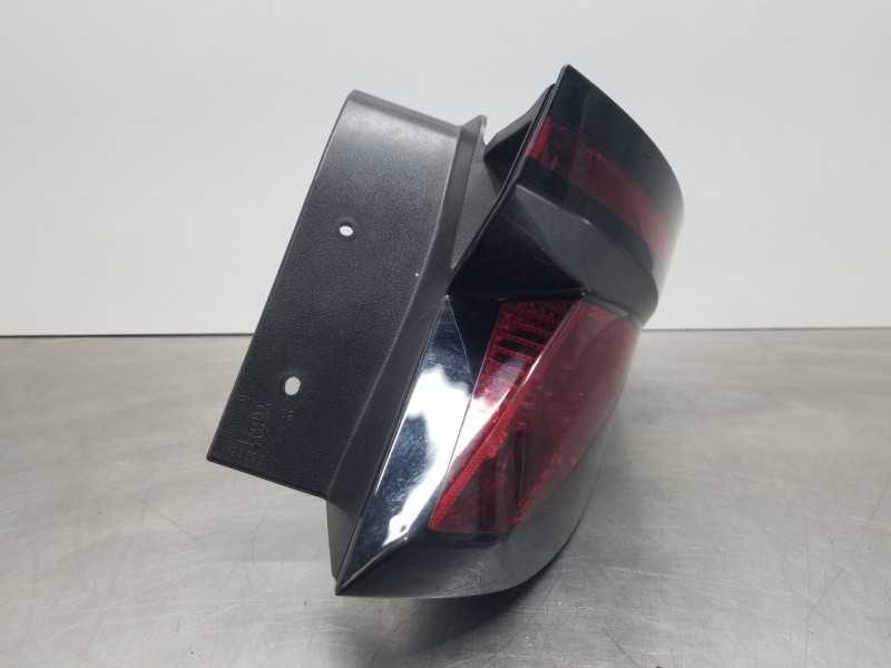 Recambio de piloto trasero derecho para hyundai tucson klass referencia OEM IAM 92402N7000  