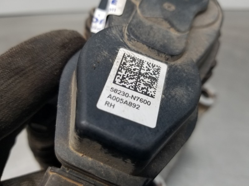 Recambio de pinza freno trasera derecha para hyundai tucson klass referencia OEM IAM 58230N7600  