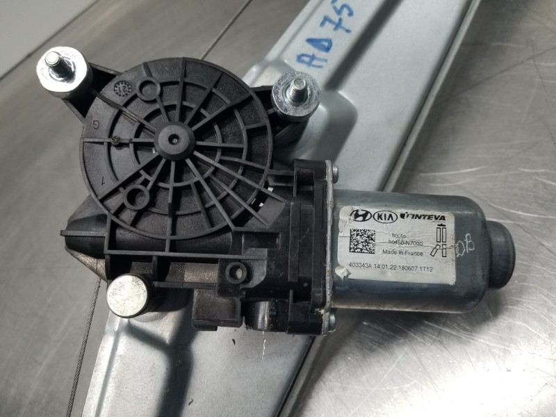 Recambio de elevalunas trasero izquierdo para hyundai tucson klass referencia OEM IAM 83403N7000 83450N7000 