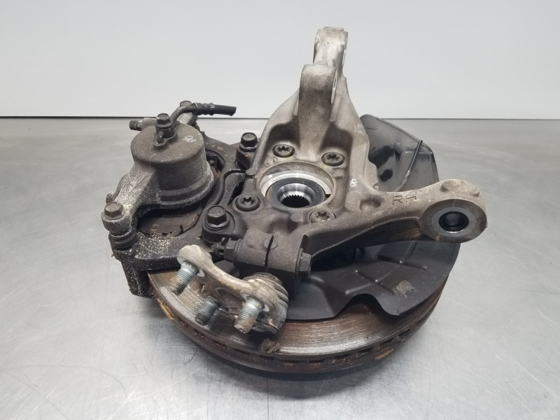 Recambio de mangueta delantera derecha para hyundai tucson klass referencia OEM IAM 51711N7000 51730L1000 