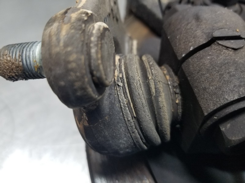 Recambio de mangueta delantera derecha para hyundai tucson klass referencia OEM IAM 51711N7000 51730L1000 