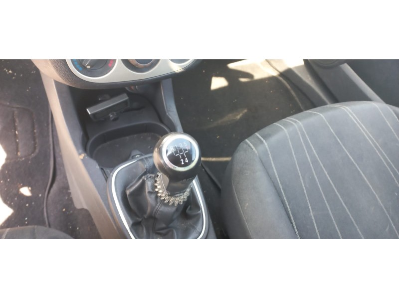 opel corsa d del año 2007