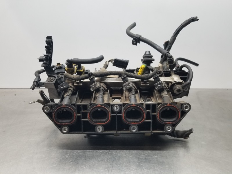 Recambio de colector admision para fiat bravo (198) sport referencia OEM IAM 55208558  