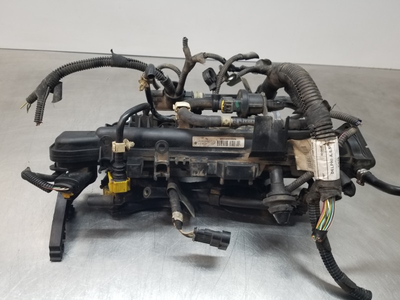 Recambio de colector admision para fiat bravo (198) sport referencia OEM IAM 55208558  