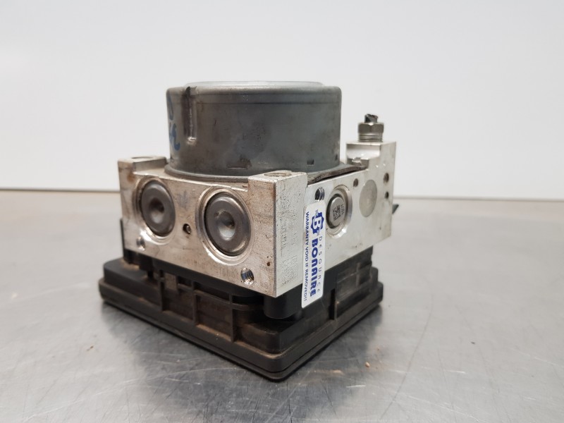 Recambio de abs para mazda 3 lim. () style referencia OEM IAM BAAP437A0 06210244584 06210979493