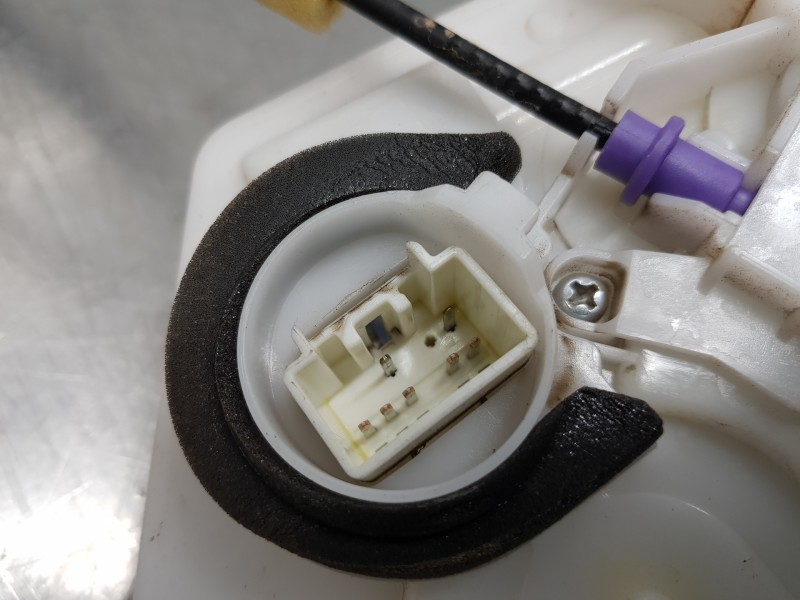 Recambio de cerradura puerta delantera izquierda para mazda 3 lim. () style referencia OEM IAM BHS259310A  