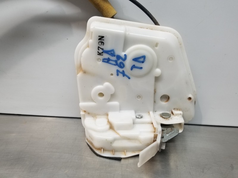 Recambio de cerradura puerta trasera derecha para mazda 3 lim. () style referencia OEM IAM BHS272310B  