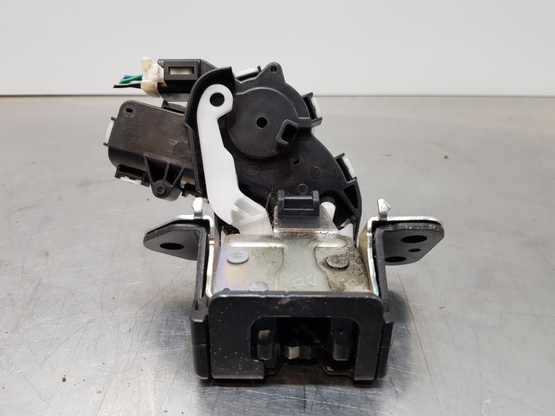 Recambio de cerradura maletero / porton para mazda 3 lim. () style referencia OEM IAM G33M62310B  