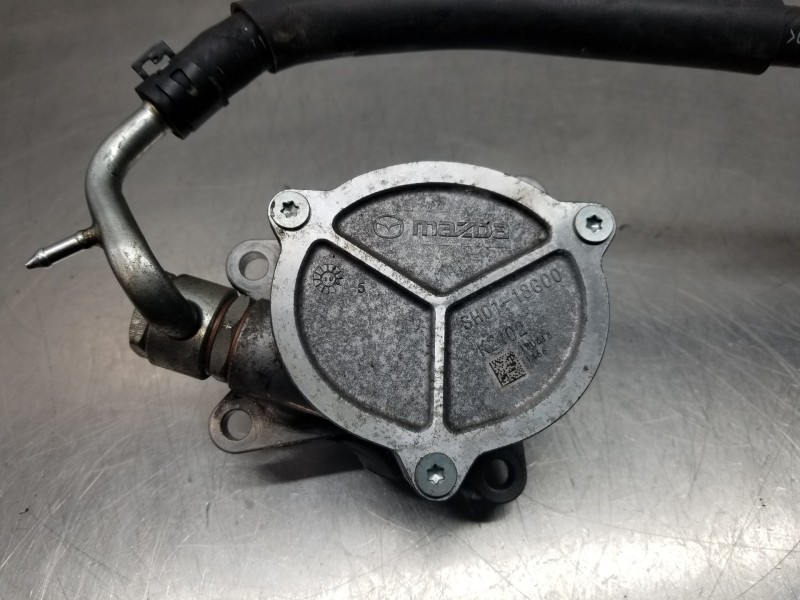 Recambio de depresor freno / bomba vacio para mazda 3 lim. () style referencia OEM IAM SH0118G00  