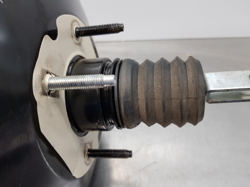 Recambio de servofreno para mazda 3 lim. () style referencia OEM IAM BHY34380ZA BHR143950A 