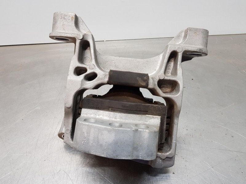 Recambio de soporte motor derecho para mazda 3 lim. () style referencia OEM IAM B60S39060B  