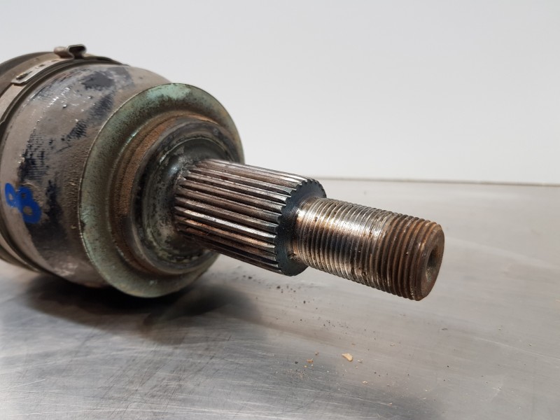 Recambio de transmision delantera derecha para mazda 3 lim. () style referencia OEM IAM GDC92550X  