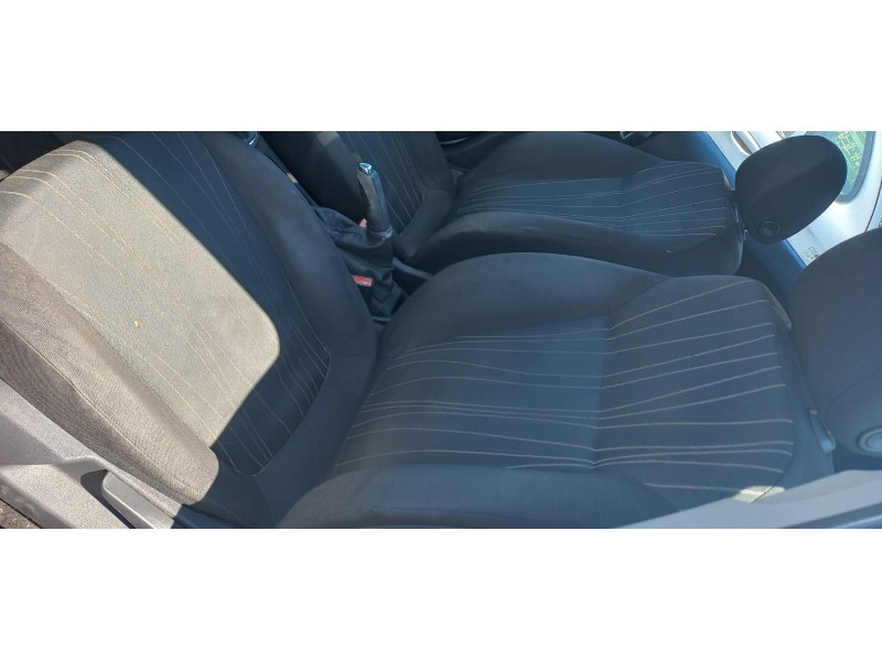 opel corsa d del año 2007