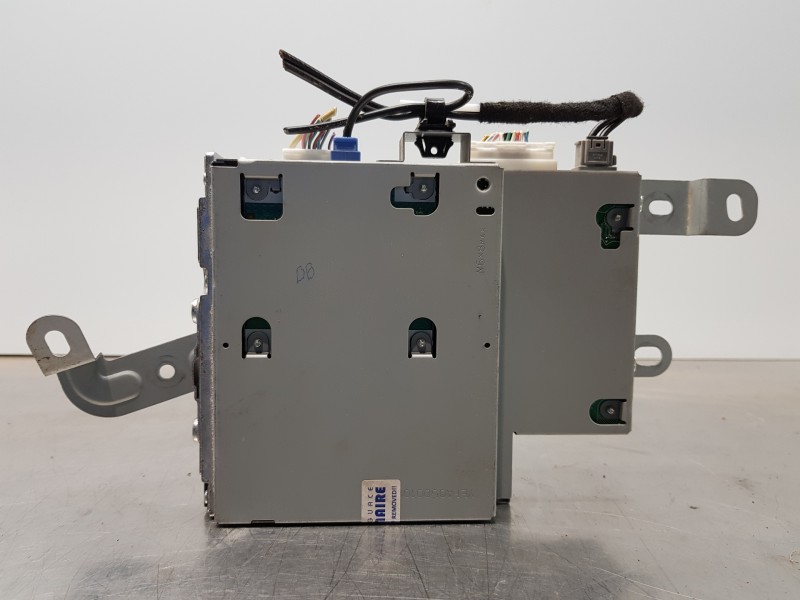 Recambio de modulo electronico para mazda 3 lim. () style referencia OEM IAM BAEK66DRXA  