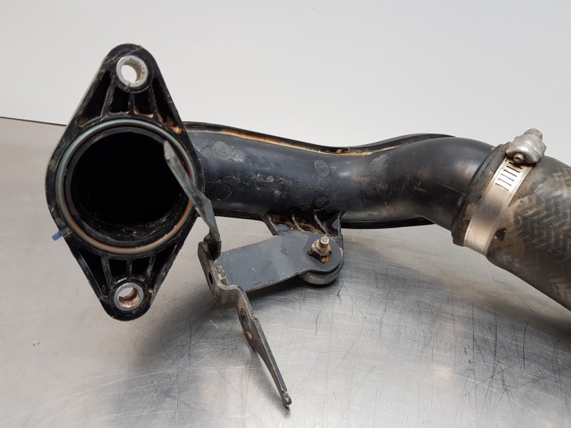 Recambio de tubo presion turbocompresor para mazda 3 lim. () style referencia OEM IAM SH1213330 SH0113332 