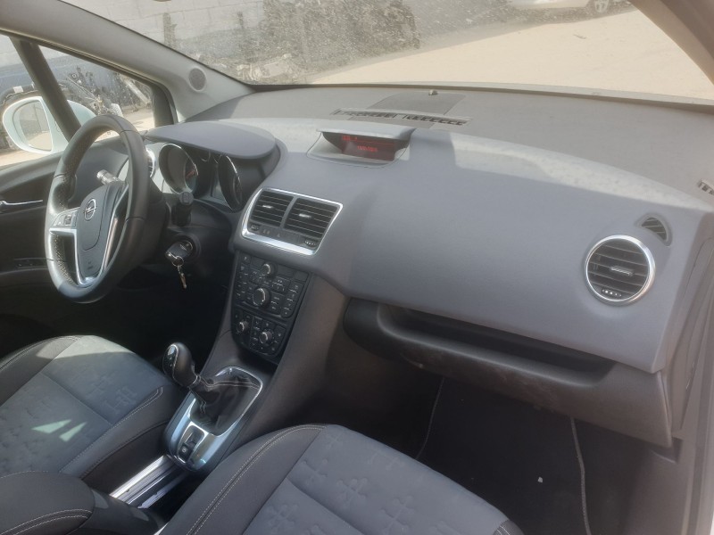 opel meriva b del año 2016