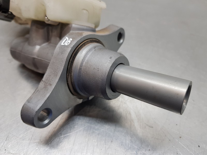 Recambio de bomba freno para mazda 3 lim. () style referencia OEM IAM BHY14340Z BHN143550 BHY24340Z