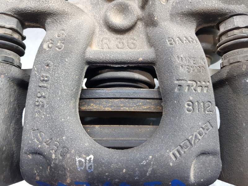 Recambio de pinza freno trasera derecha para mazda 3 lim. () style referencia OEM IAM BAY02661X GML8268EX 