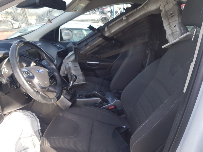 ford kuga (cbs) del año 2016