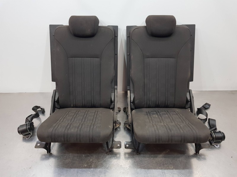 Recambio de asientos tercera fila ( pareja ) para opel zafira tourer selective referencia OEM IAM 13274067 13274067 13296724