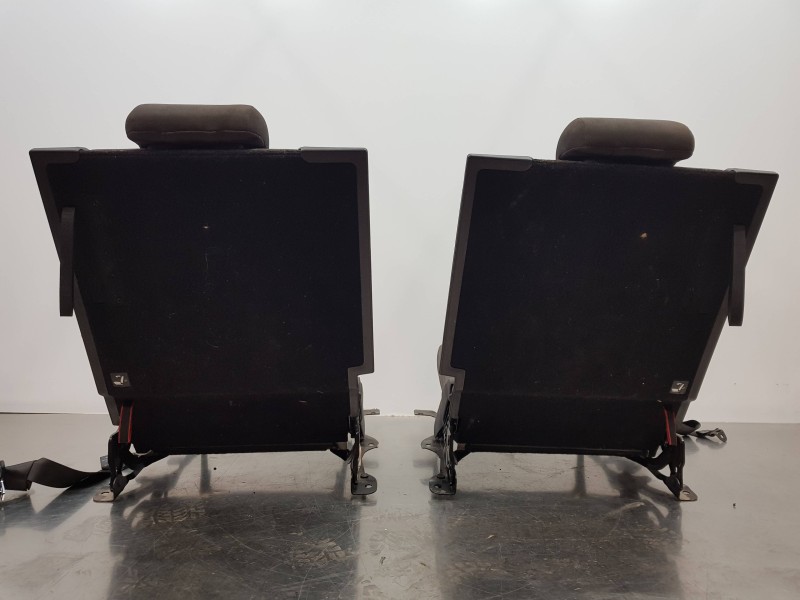 Recambio de asientos tercera fila ( pareja ) para opel zafira tourer selective referencia OEM IAM 13274067 13274067 13296724