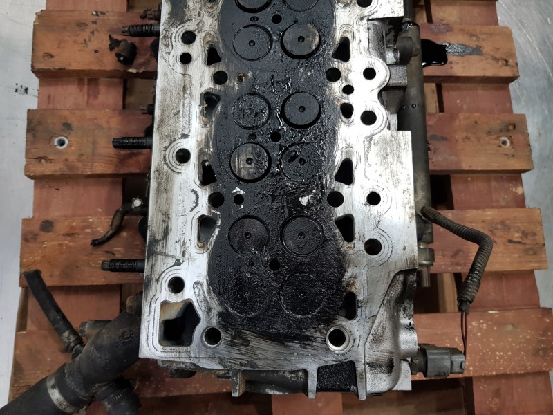 Recambio de culata para renault maxity 130 dxi referencia OEM IAM 5001875007 7485146510 7485146509