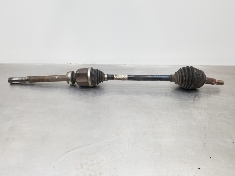 Recambio de transmision delantera derecha para citroen c4 grand picasso spacetourer referencia OEM IAM 9811176780  