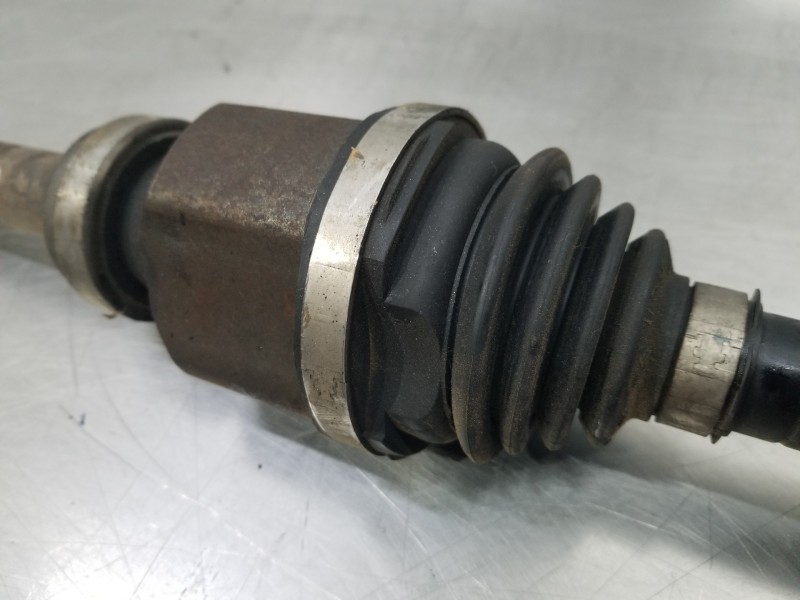 Recambio de transmision delantera derecha para citroen c4 grand picasso spacetourer referencia OEM IAM 9811176780  