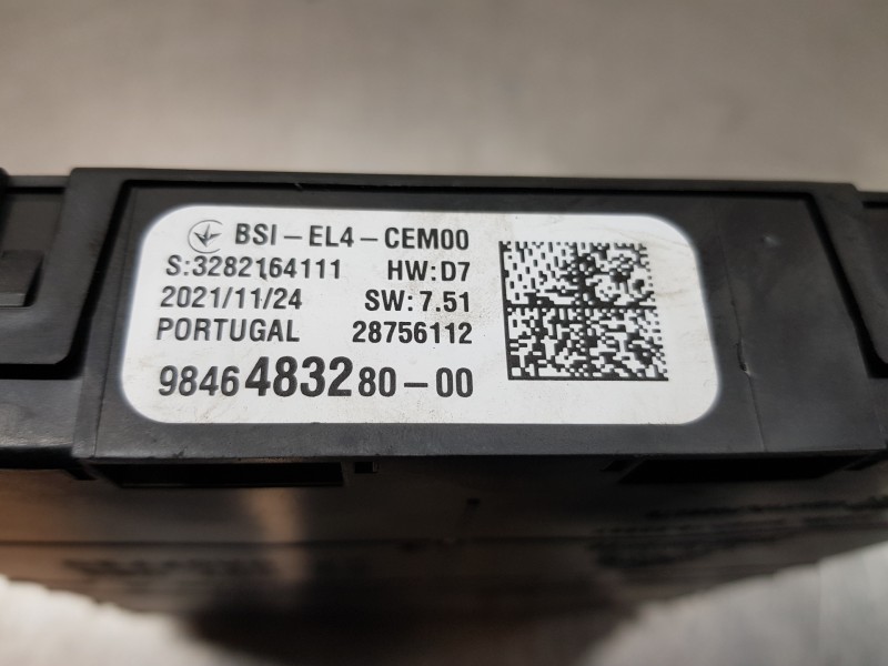 Recambio de caja reles / fusibles para citroen c4 grand picasso spacetourer referencia OEM IAM 9846483280 BSIEL4 28756112