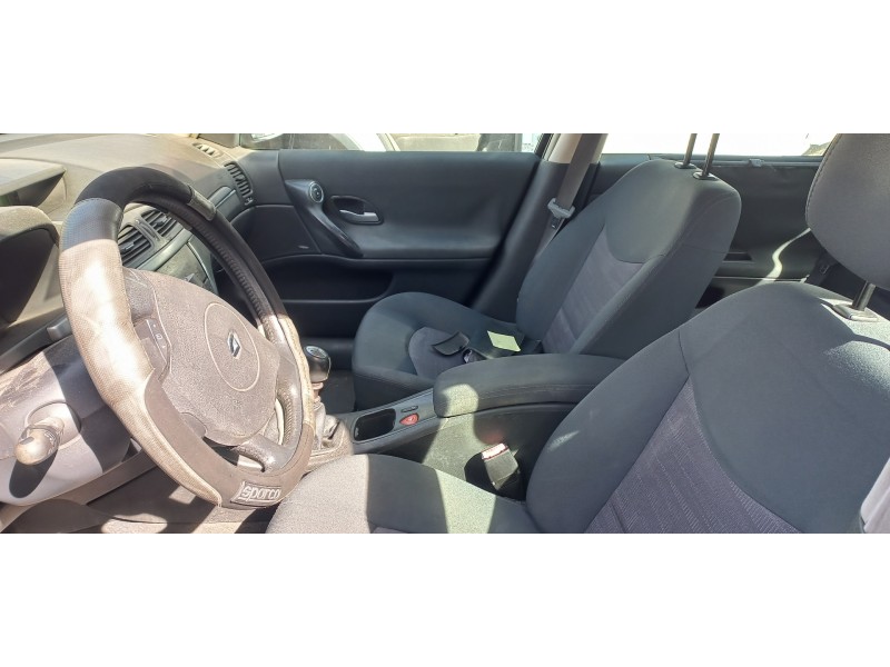 renault laguna ii (bg0) del año 2007