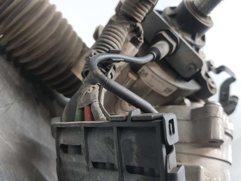 Recambio de cremallera direccion para citroen c4 grand picasso spacetourer referencia OEM IAM 1646346580  