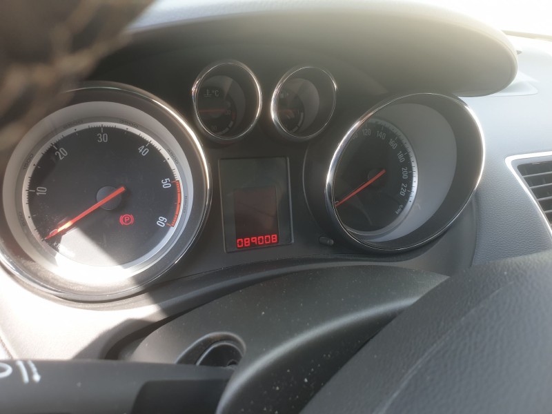 opel meriva b del año 2016