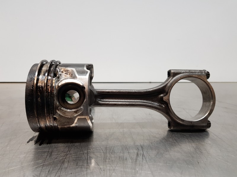 Recambio de piston para citroen c4 grand picasso spacetourer referencia OEM IAM 1629032180 1629031680 