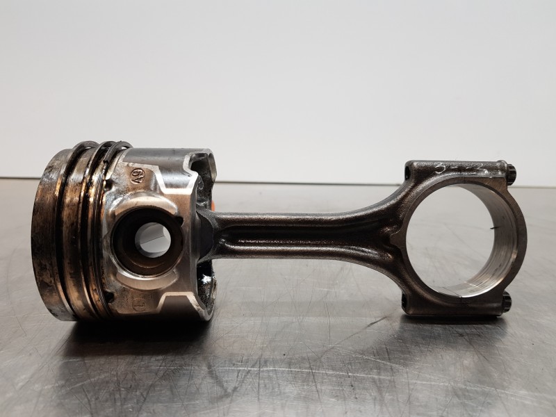 Recambio de piston para citroen c4 grand picasso spacetourer referencia OEM IAM 1629032180 1629031680 