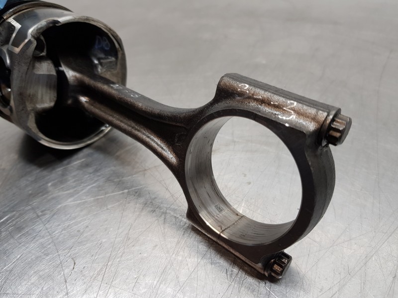 Recambio de piston para citroen c4 grand picasso spacetourer referencia OEM IAM 1629032180 1629031680 