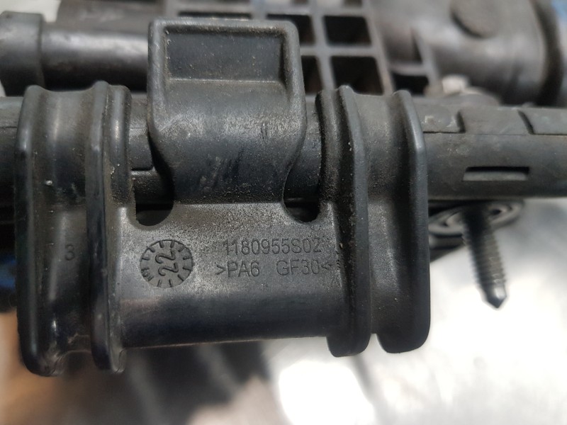 Recambio de termostato para citroen c4 grand picasso spacetourer referencia OEM IAM 9812113780  