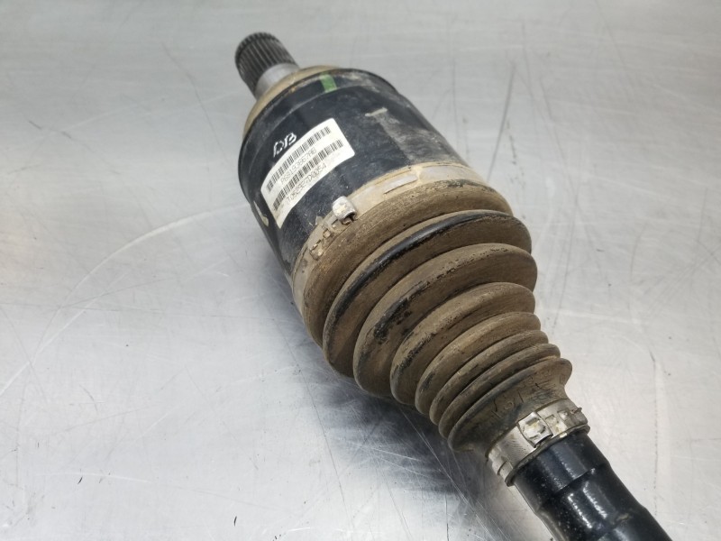 Recambio de transmision trasera derecha para jeep gr. cherokee iv 4x4 referencia OEM IAM P68193667AB 68193667AB 