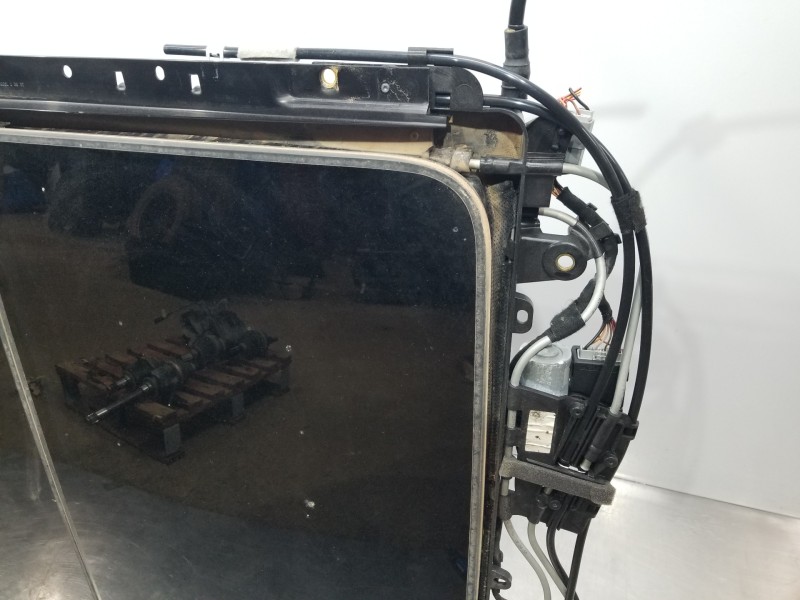 Recambio de techo electrico para jeep gr. cherokee iv 4x4 referencia OEM IAM 30022879G 30020271L 