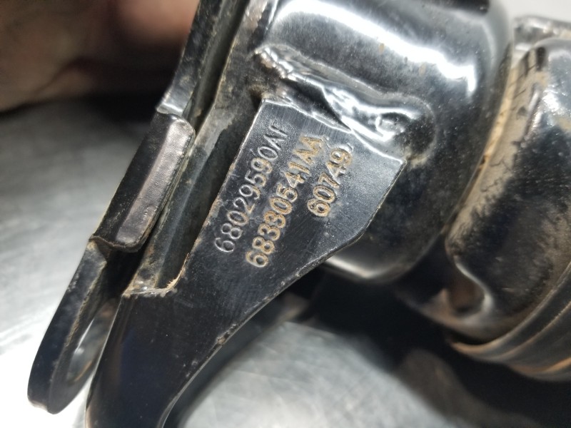 Recambio de amortiguador trasero izquierdo para jeep gr. cherokee iv 4x4 referencia OEM IAM 68380328AA 68367406AA 