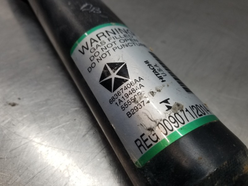 Recambio de amortiguador trasero izquierdo para jeep gr. cherokee iv 4x4 referencia OEM IAM 68380328AA 68367406AA 