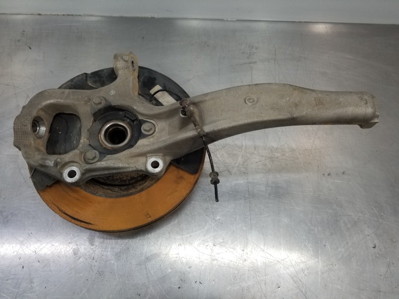 Recambio de mangueta delantera derecha para jeep gr. cherokee iv 4x4 referencia OEM IAM 4877658AD P04877658AD 